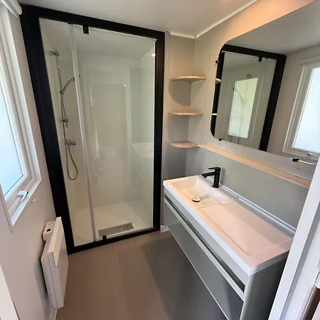 Ferienhaus Mobile Premium 6p La Vallee 5 Etoiles Piscine *